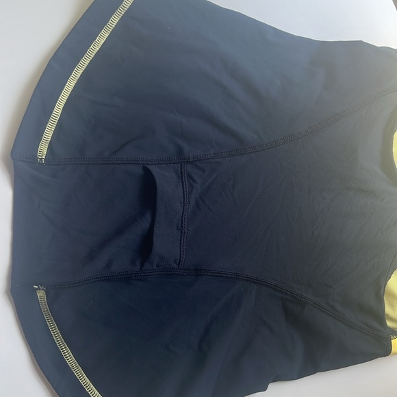 Lululemon Cardio Kick Tank
Mellow Lemon / Burning Yellow / Inkwell - Picture 9 of 9